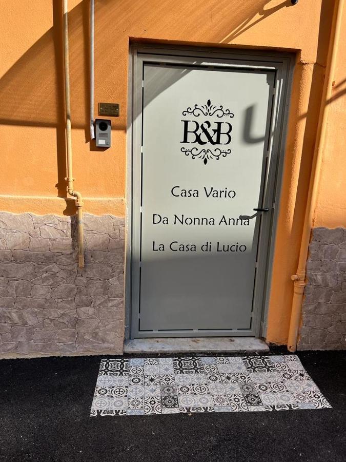 La Casa Di Lucio Bed & Breakfast Napoli Exterior foto